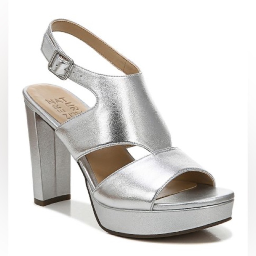 Naturalizer Maddie Platform heel